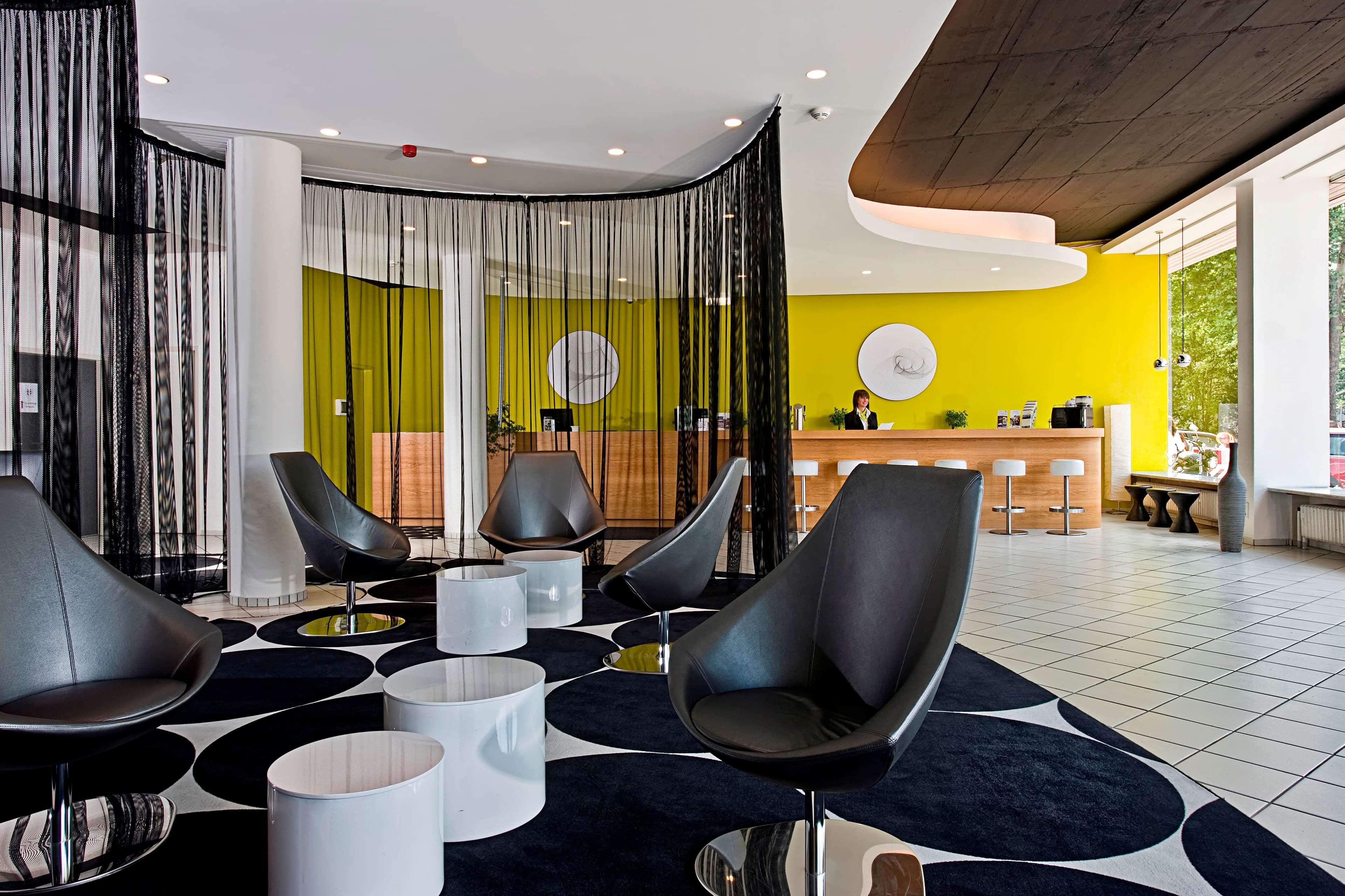 Tryp By Wyndham Frankfurt Hotel Frankfurt am Main Exterior photo