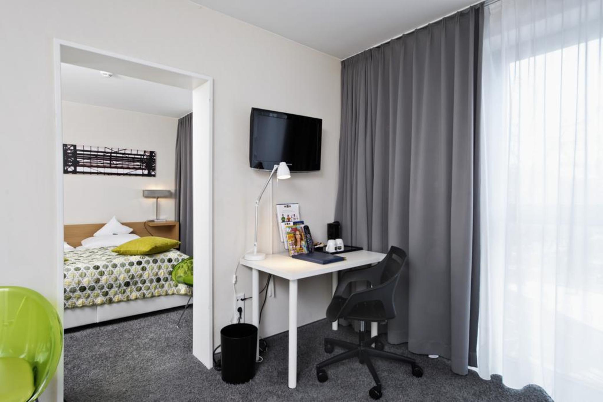 Tryp By Wyndham Frankfurt Hotel Frankfurt am Main Room photo
